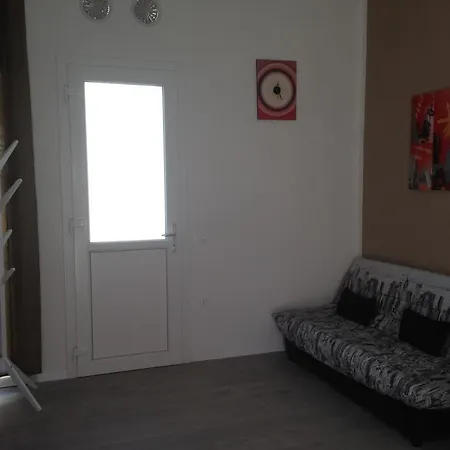 Giorgia Apartman *